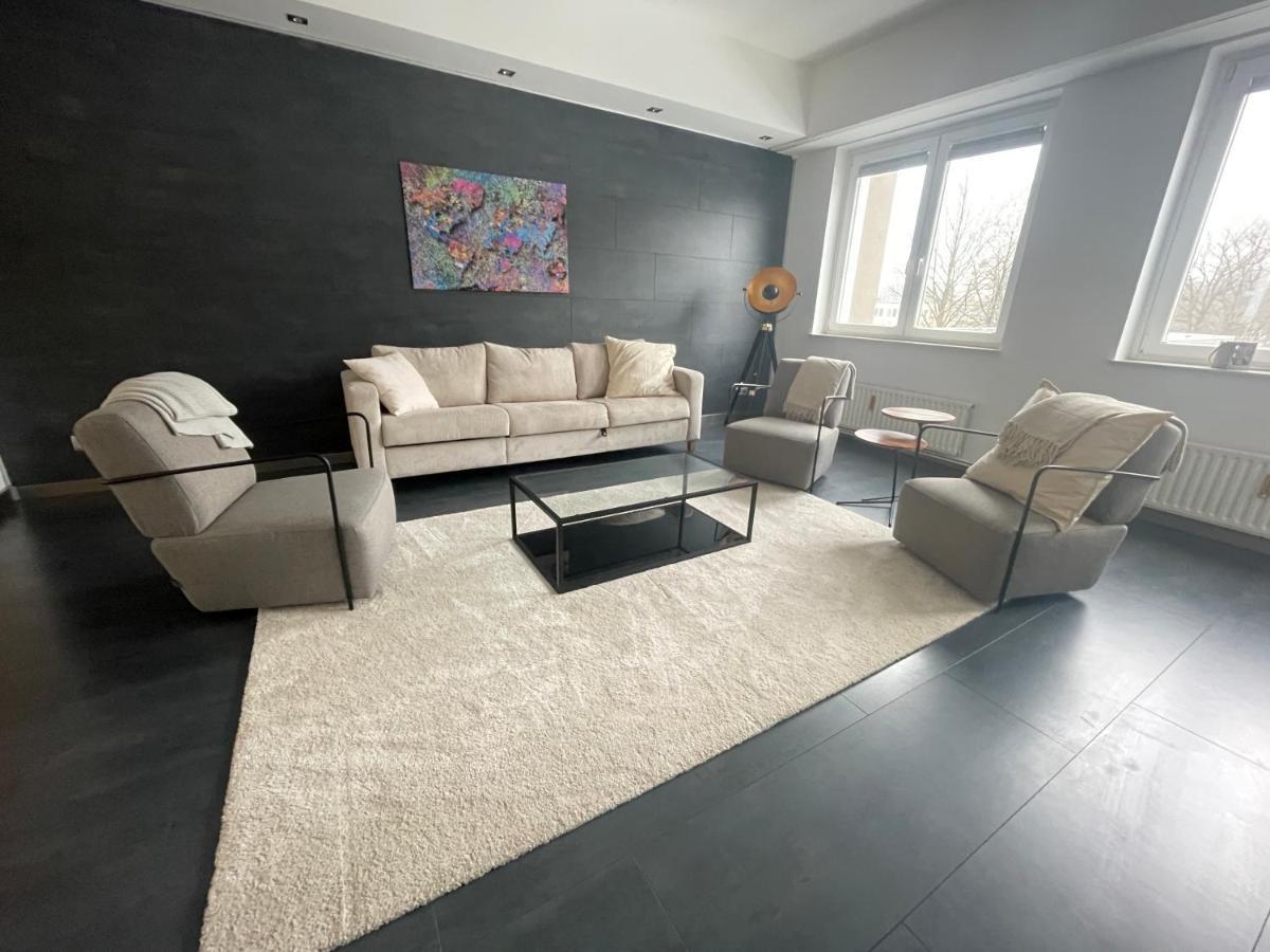 Truretreats Design Loft Fuer 8 Personen I Riesige Kueche I Echarger I 65Z Smarttv I 150Qm Apartman Hamburg Kültér fotó